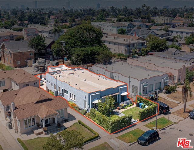 2211 S Bronson Avenue, Los Angeles