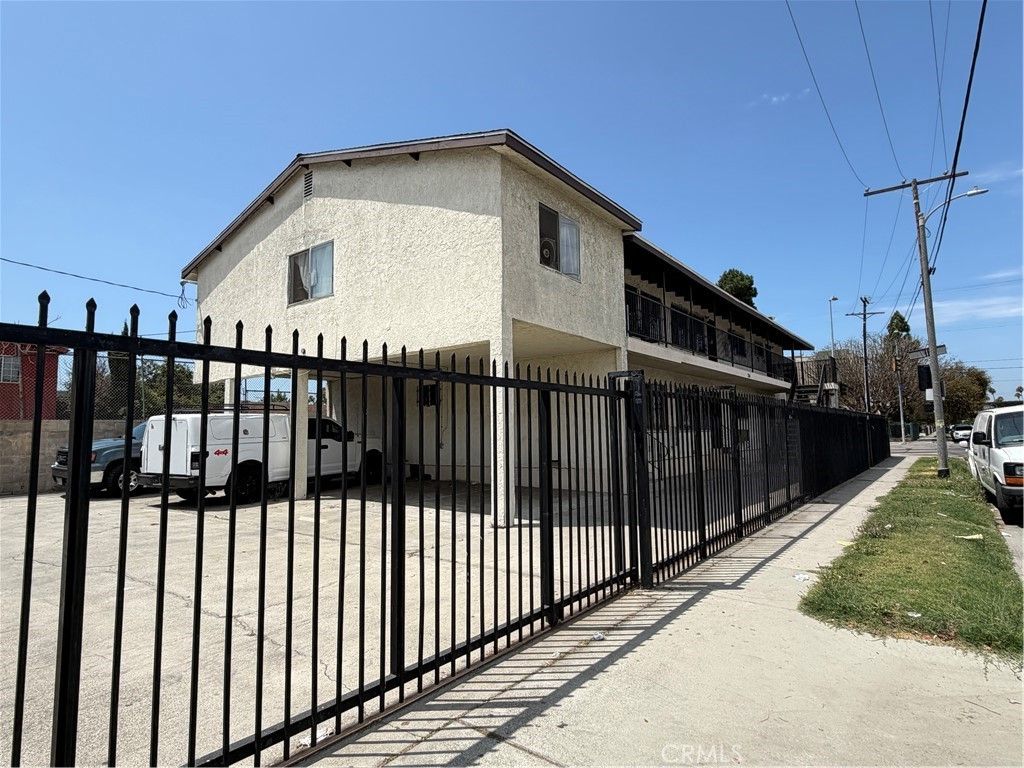 254 W 83rd Street, Los Angeles