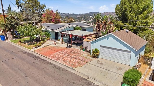 3073 Chadwick, Los Angeles