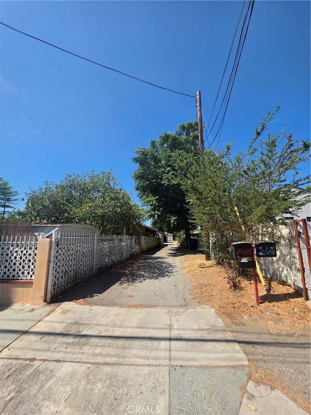 10479 El Dorado, Los Angeles