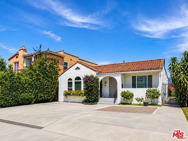 1374 Keniston Avenue, Los Angeles