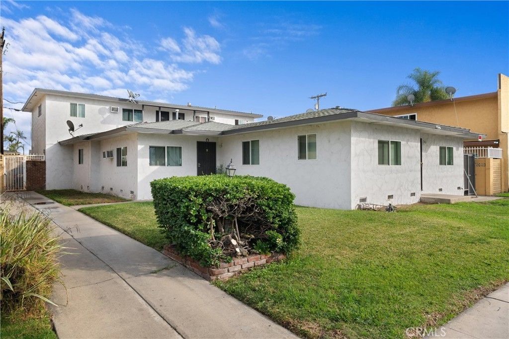 1110 N East, Anaheim