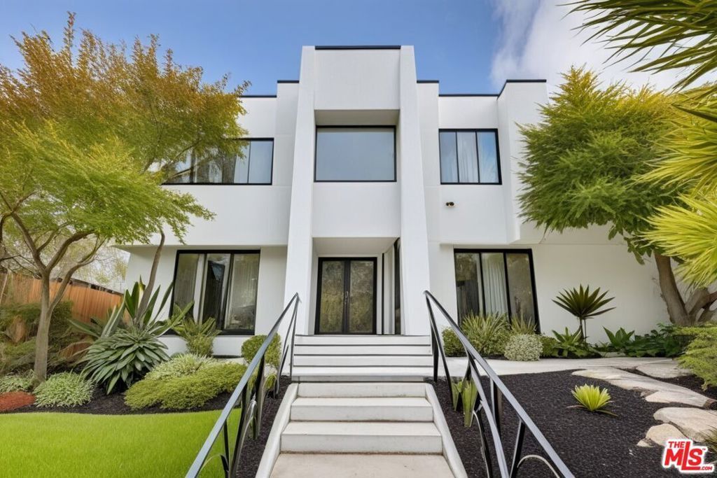801 N Alexandria Avenue, Los Angeles