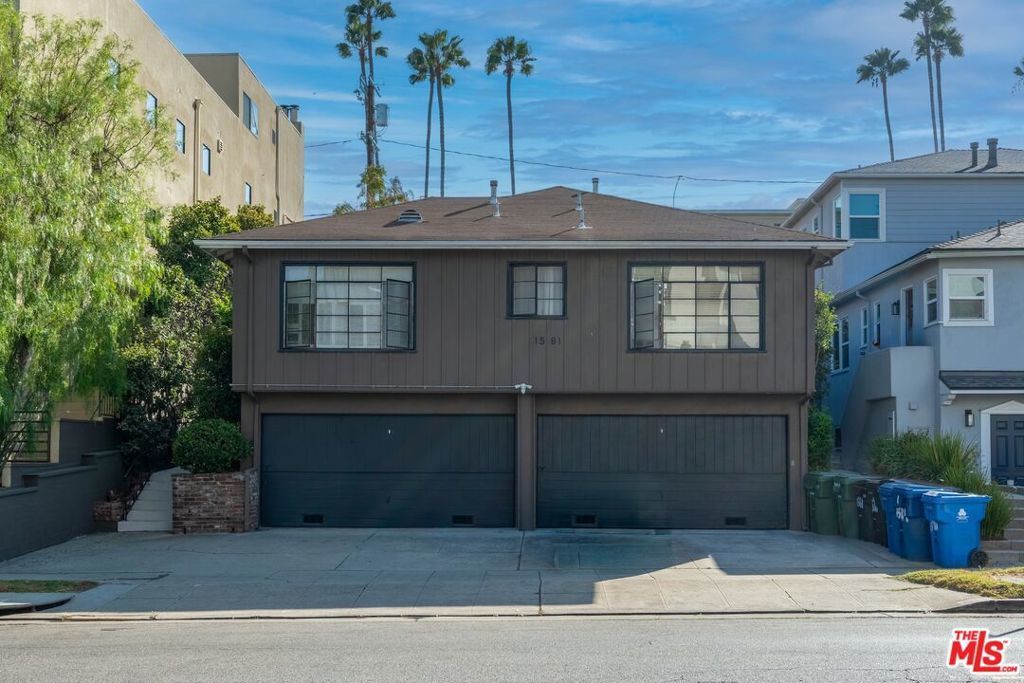 1581 Manning Avenue, Los Angeles
