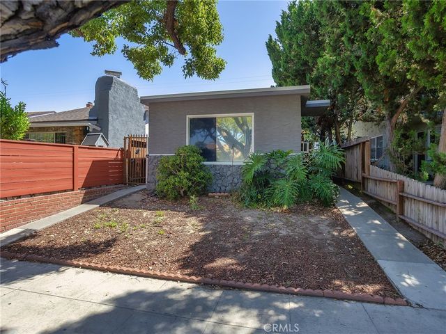 1218 N Hollywood Way, Burbank