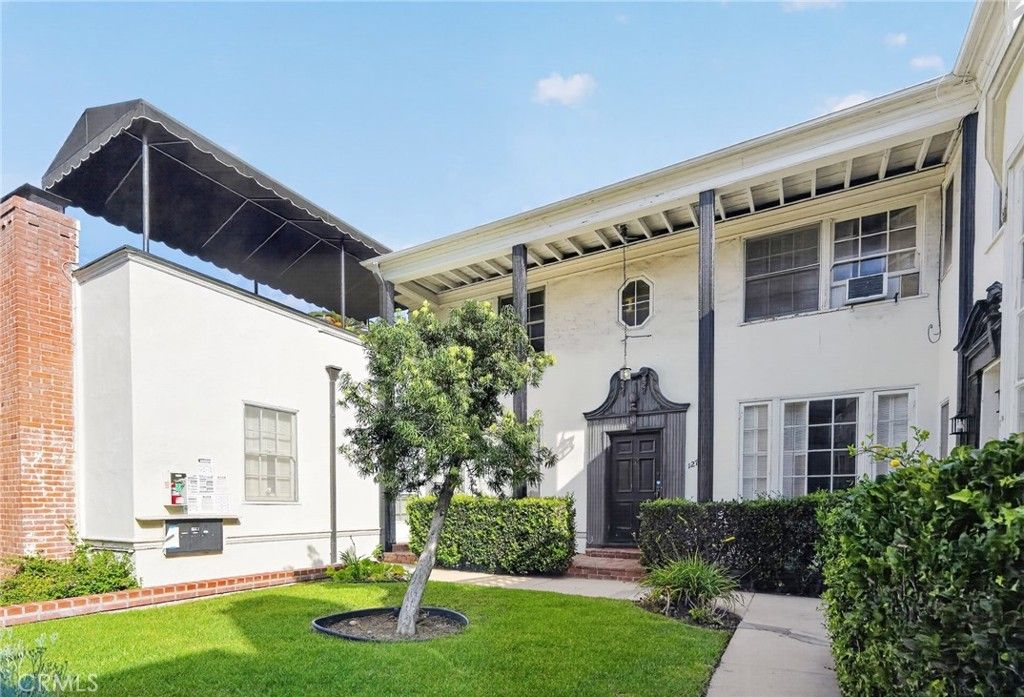 1274 S Beverly Glen, Los Angeles