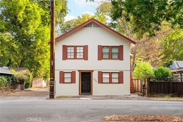 735 Pine Street, Chico