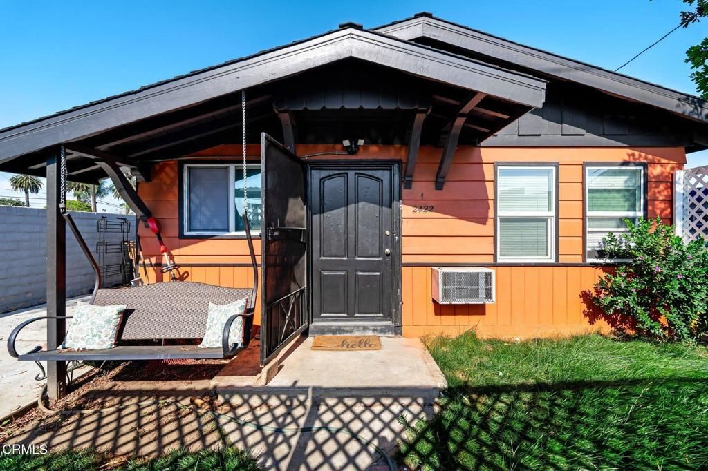 2422 Alameda Avenue, Ventura