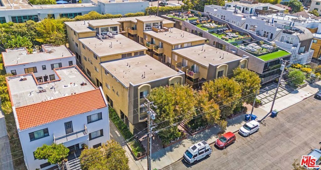2727 3rd Street, Santa Monica