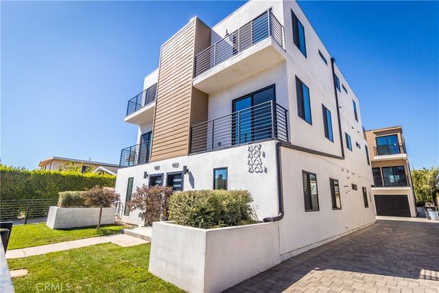 4505 W 18 Street, Los Angeles