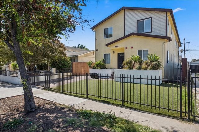 330 E 101st Street, Los Angeles