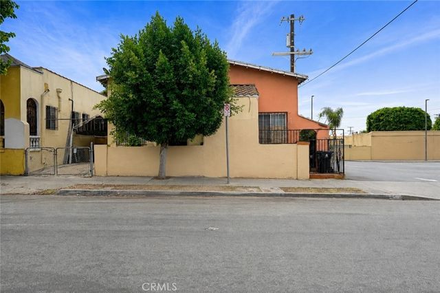 422 N Mott Street, Los Angeles
