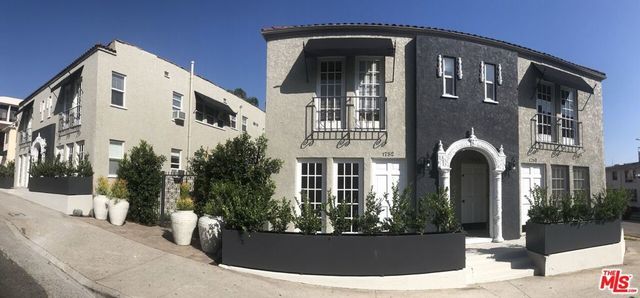 1754 N La Brea Avenue, Los Angeles