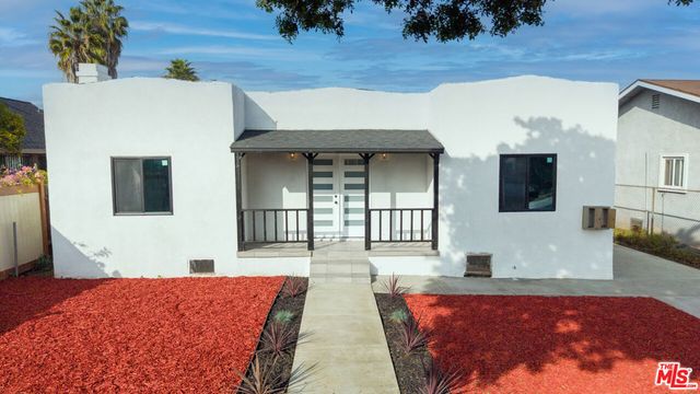 1341 W 94th Street, Los Angeles
