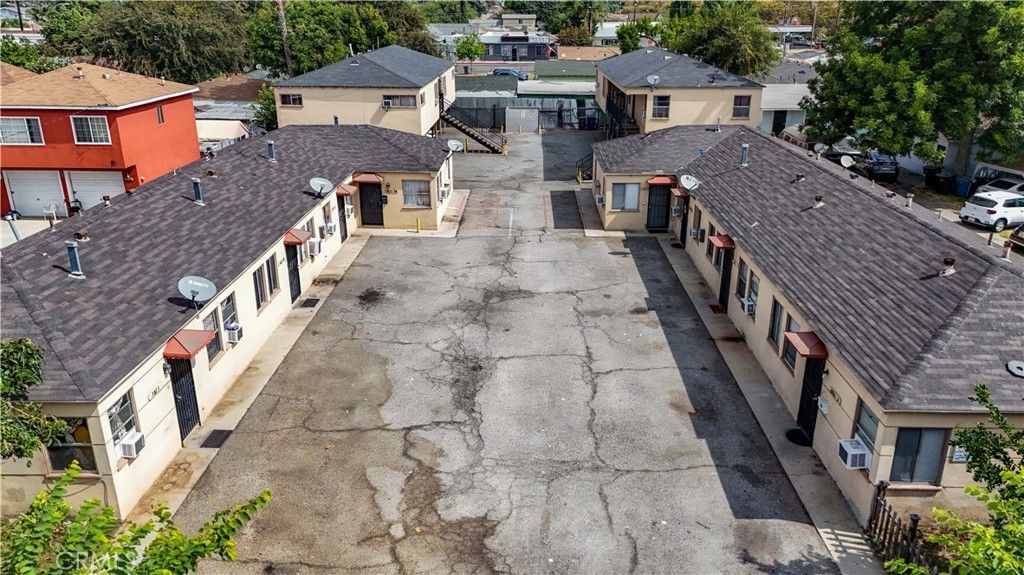 3823 Walnut, Cudahy