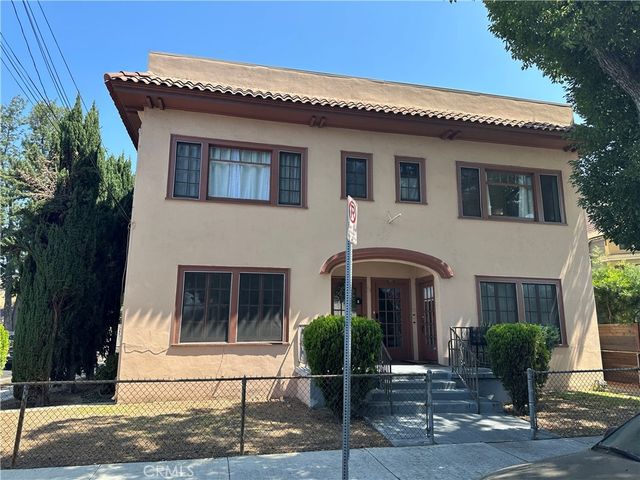 2134 Magnolia, Los Angeles