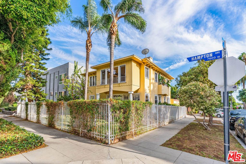7642 Hampton Avenue, West Hollywood