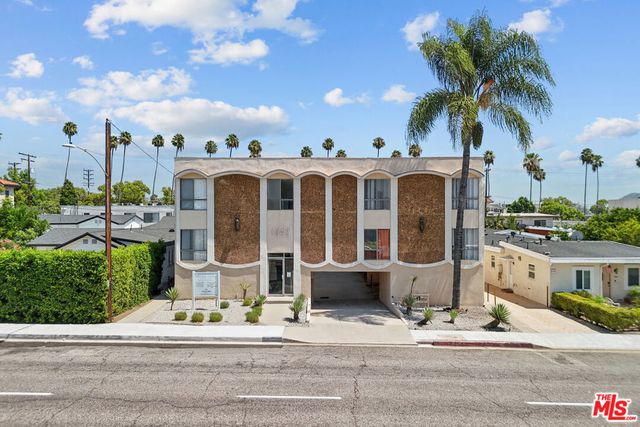 1042 Western Avenue, Glendale