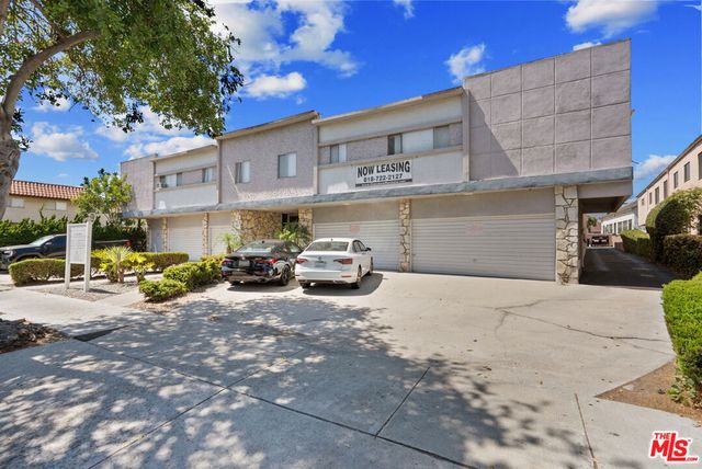 323 E Chestnut Street, Glendale
