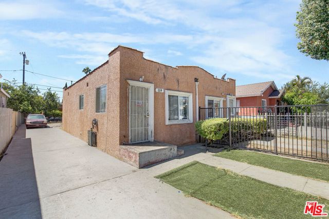 1208 E 74th Street, Los Angeles