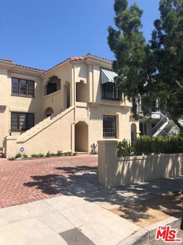 1012 S Stanley Avenue, Los Angeles