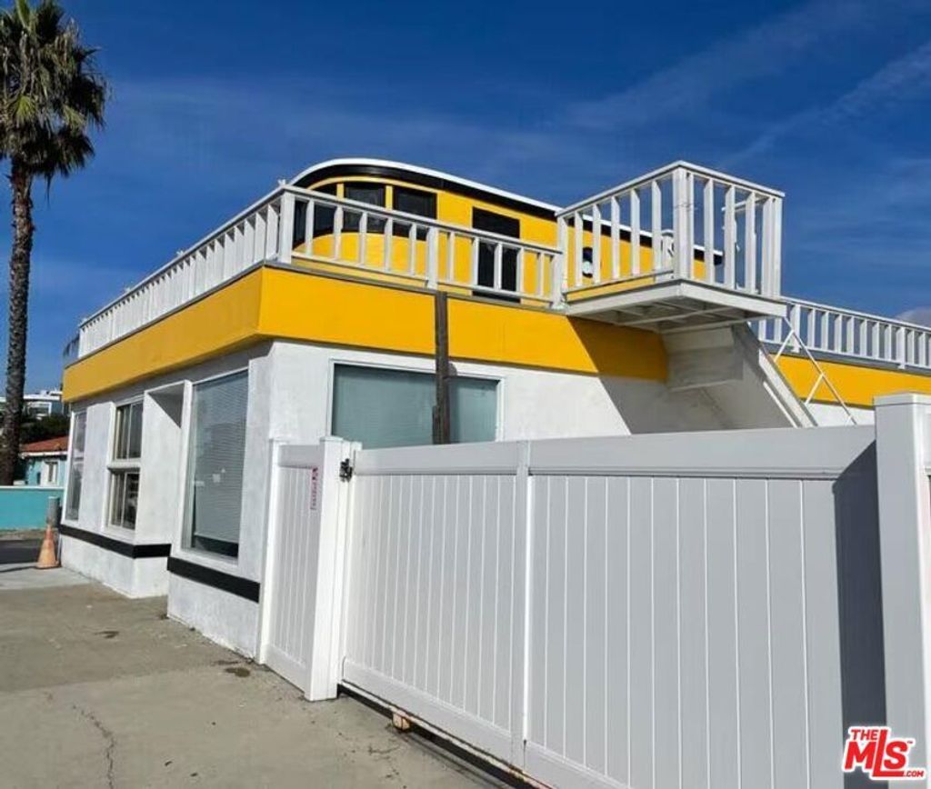 16732 Pacific Coast Highway, Sunset Beach
