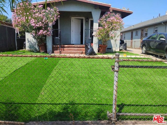3533 E 8th Street, Los Angeles