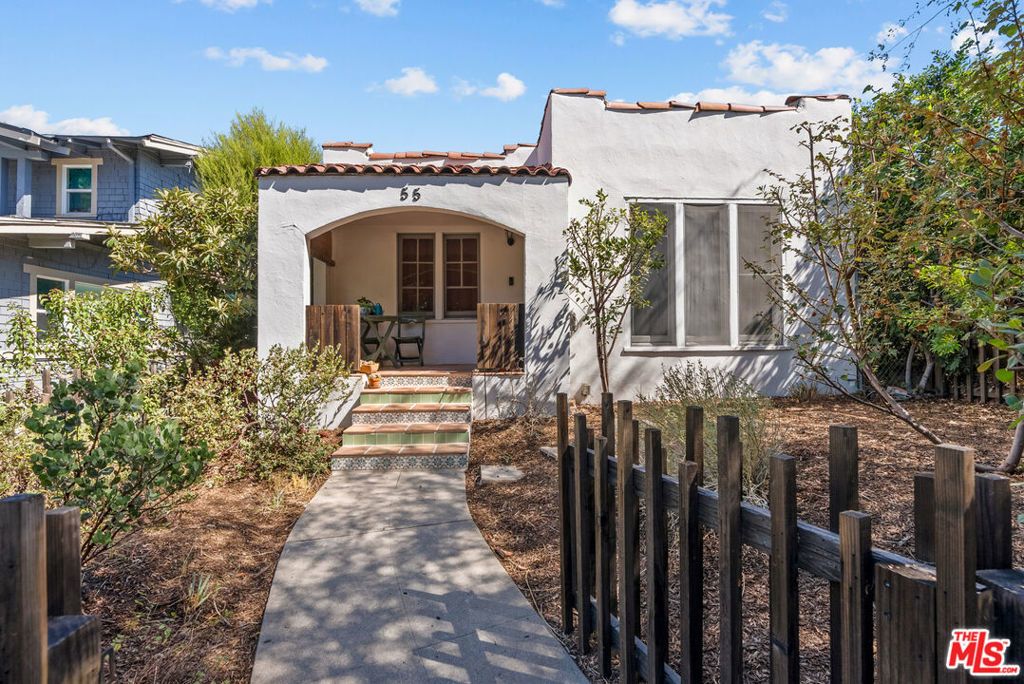 55 W Washington Boulevard, Pasadena