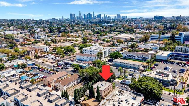 4149 Melrose Avenue, Los Angeles