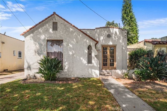 6771 California, Long Beach