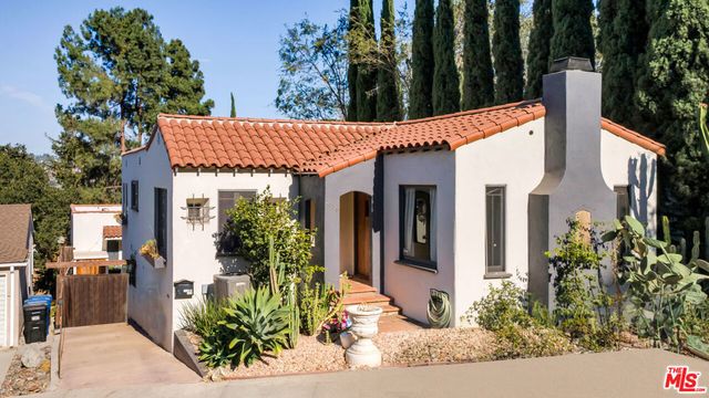 2338 Lake View Avenue, Los Angeles
