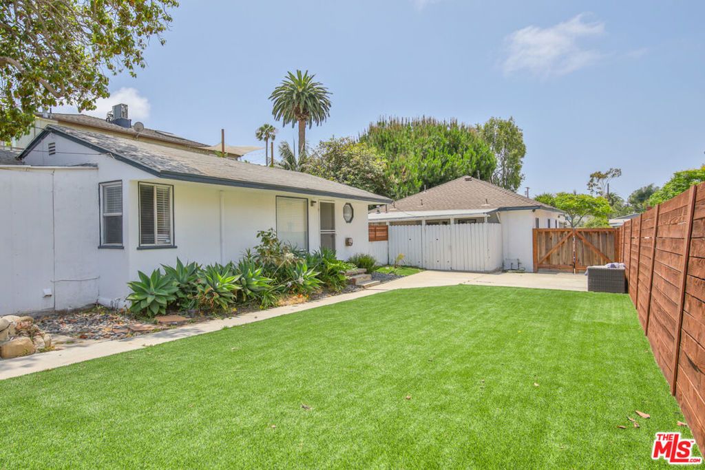 1817 17th Street, Santa Monica