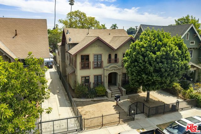 2646 Kenwood Avenue, Los Angeles