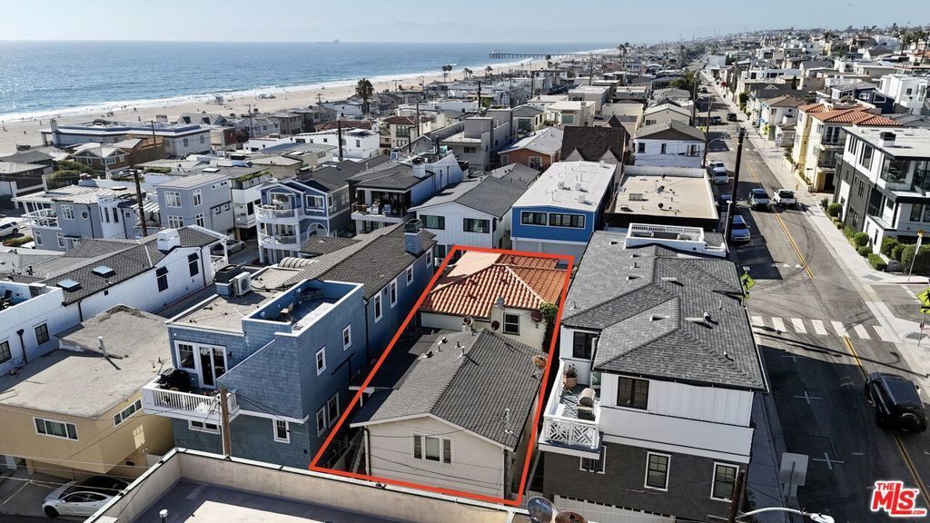136 28th Street, Hermosa Beach