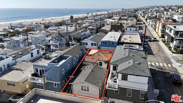 136 28th Street, Hermosa Beach