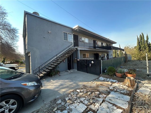 3753 Harriman, Los Angeles
