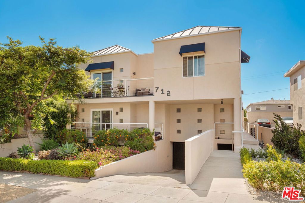 712 Pacific Street, Santa Monica