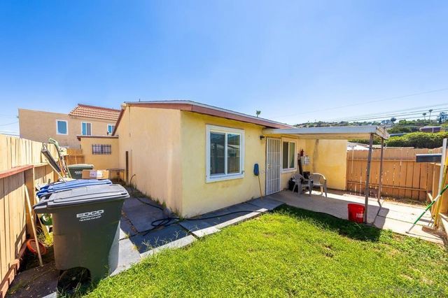 1156 E Washington Ave, El Cajon