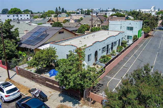 517 W 42nd, Los Angeles