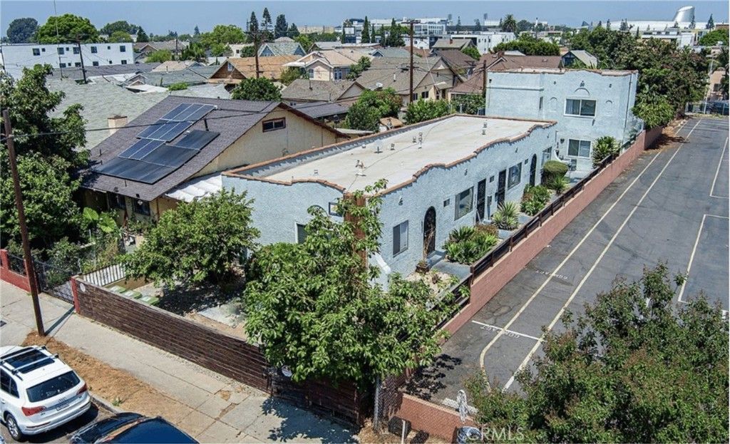 517 W 42nd, Los Angeles