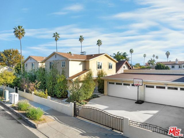 546 W Kelso Street, Inglewood