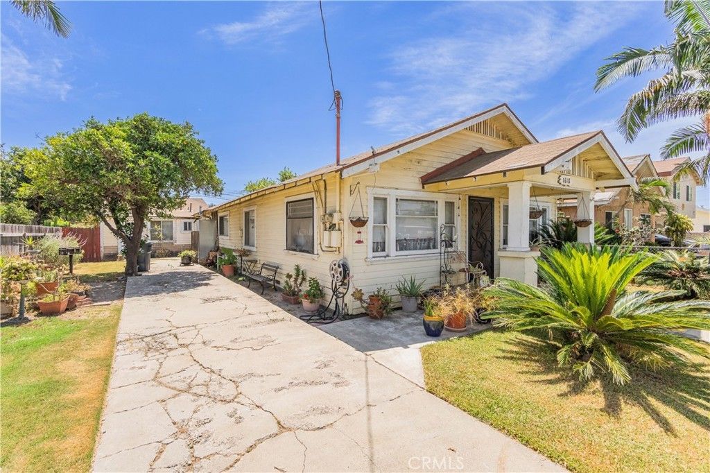 1618 W 3rd, Santa Ana