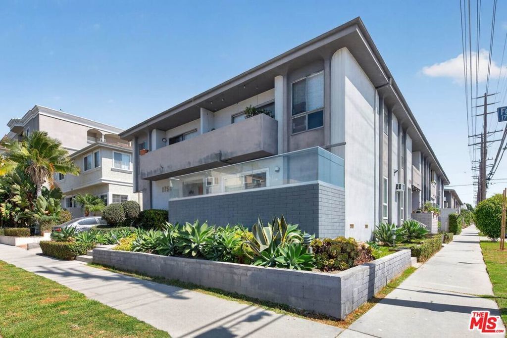 1754 Federal Avenue, Los Angeles