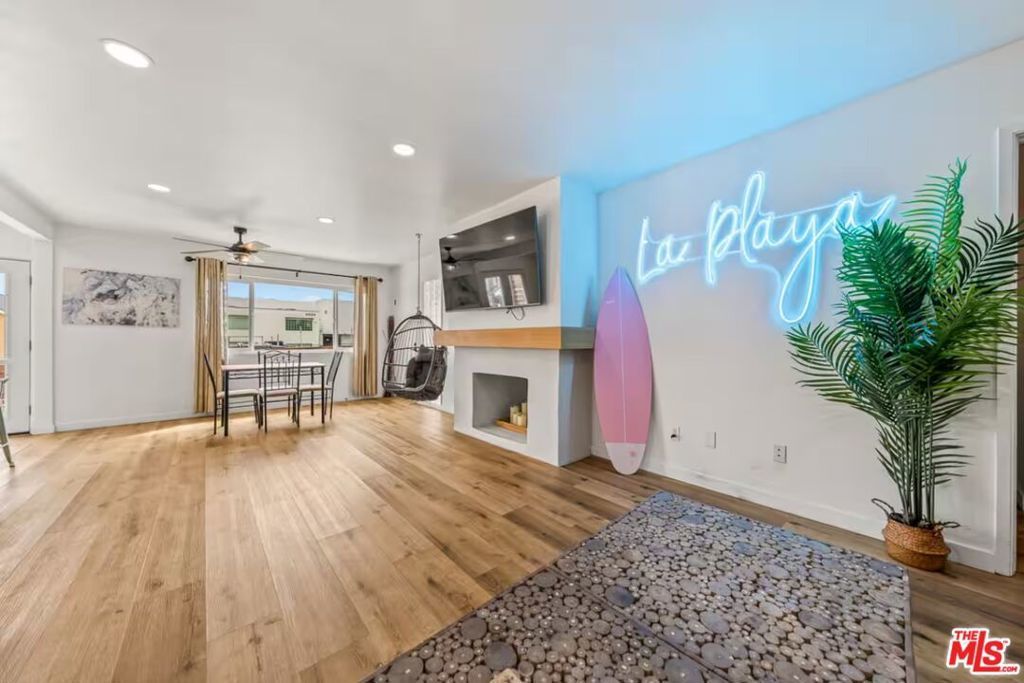 4683 Cape May Avenue, San Diego