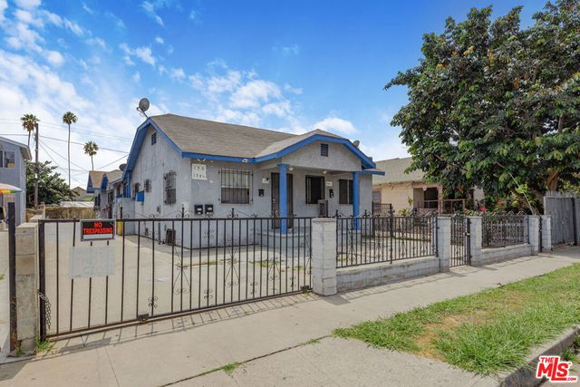150 W 76th Street, Los Angeles
