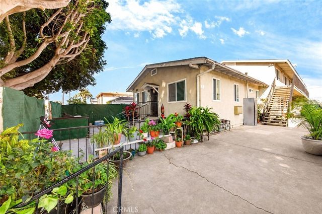 1527 Torrance, Torrance