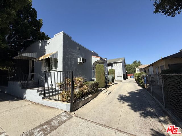 4254 Verdugo Road, Los Angeles