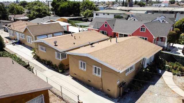 1304 W 93rd Street, Los Angeles