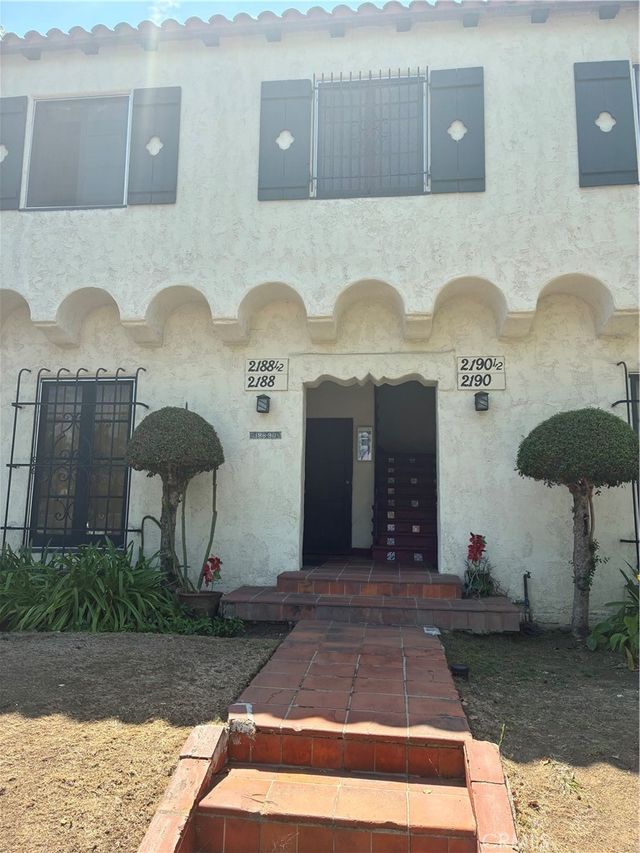 2188 W 27th, Los Angeles