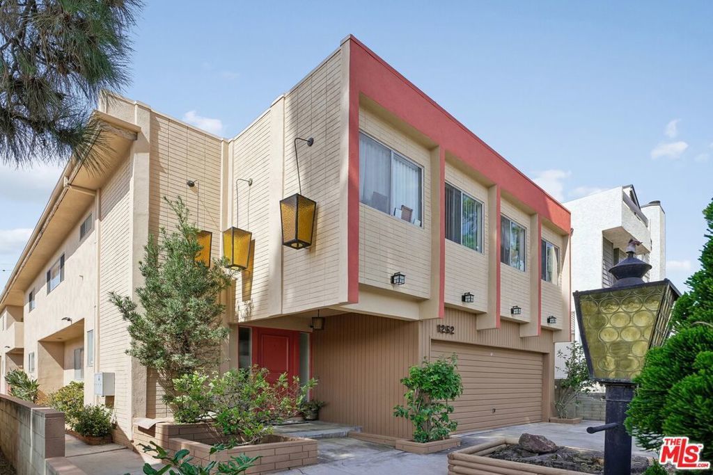 1252 23rd Street, Santa Monica